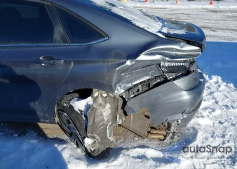 2021 Volkswagen Jetta 1.4T Sel из США, поврежденный, VIN 3VWE57BU1MM069912